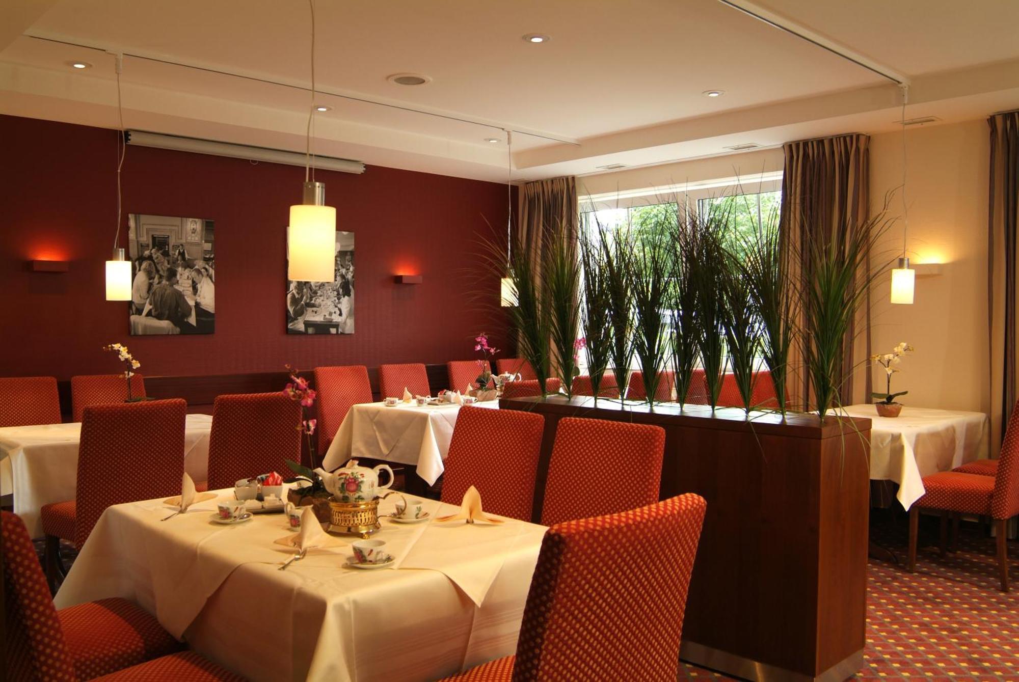 Nordwest-Hotel Bad Zwischenahn Ngoại thất bức ảnh